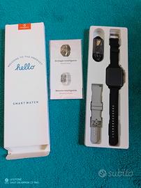 smartwatch collegabile al telefono con app