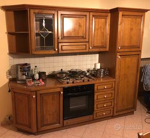 CUCINA COMPLETA IN LEGNO