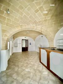 Locale ad uso commerciale p.zza umberto I