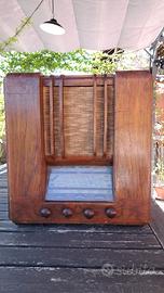 Radio d'epoca Magnadyne SV3 (1936-37) da restauro