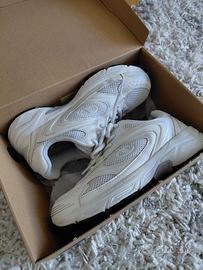 Scarpe di tennis bianche 