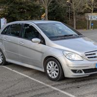 Mercedes B180 D Sport  perfettamente funzionante