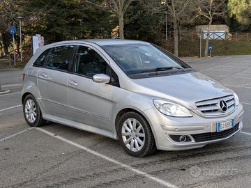 Mercedes B180 D Sport  perfettamente funzionante