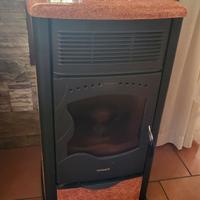 Stufa a pellet Lincar