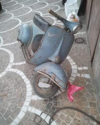 Vespa vba 150