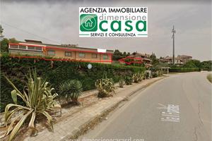 Rif.LC53-Locale commerciale Caltanissetta
