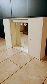 specchio bagno con ante e luci