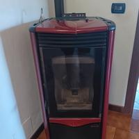 stufa a pettet Nordica Extraflame