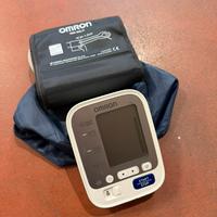 Misuratore pressione corpo Omron