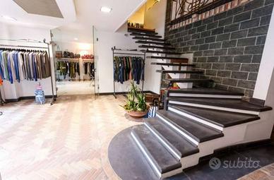 Immobile di 142 m² con 5 locali a Cagliari