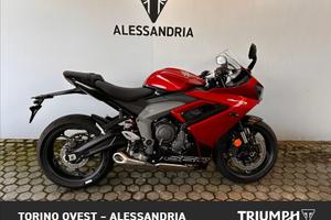 TRIUMPH Daytona 660 Abs