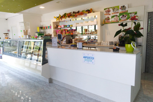 Solo Attività o Attività con muri u