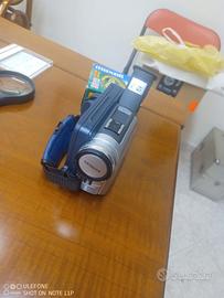 VIDEOCAMERA HITACHI CCD DZ MV230E PAL REGISTRA SU
