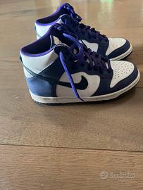 Scarpe dunk viola