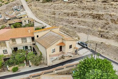 Casa indipendente Sardara