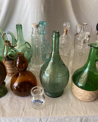Lotto 16 Bottiglie vintage anni 50/60