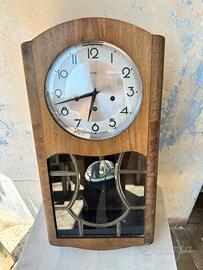 Orologio a pendolo vintage