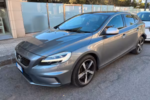 Volvo V40 T3 R-Design 1.5 152Cv