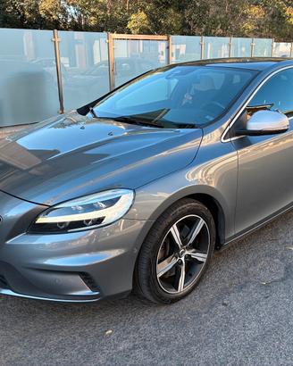 Volvo V40 T3 R-Design 1.5 152Cv