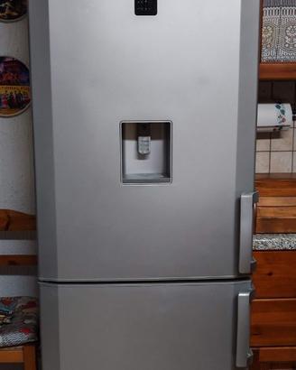 Frigorifero combinato BEKO non funzionante