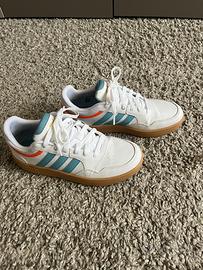Scarpe Adidas Hoops