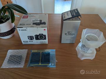 Canon M50 + obiettivo 15-45 + 3 batterie