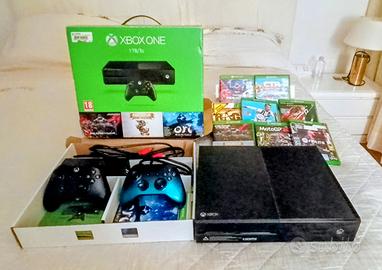 Xbox One 1TB + 2 controller+ 8 giochi 