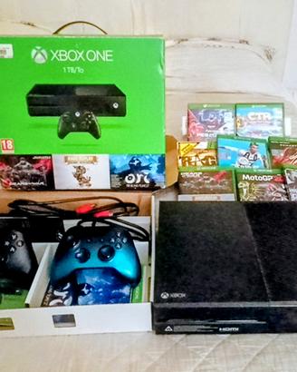 Xbox One 1TB + 2 controller+ 8 giochi 