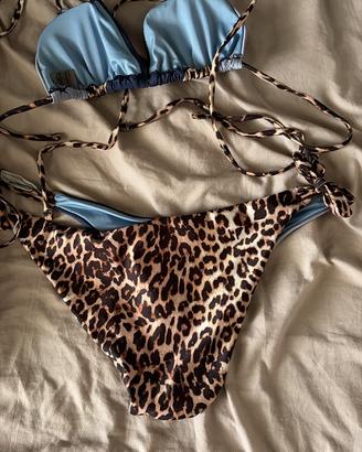 Costume