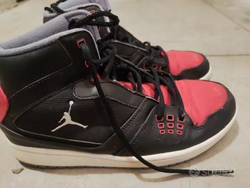 NIKE AIR JORDAN 1 FLIGHT BRED