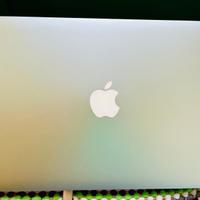 Apple Macbook Pro 13'' del 2015 (16 GB, 512 GB)