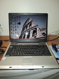PC portatile TOSHIBA Satellite 100 funzionante 