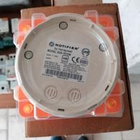 N. 14 rilevatori di fumo più basi ( Notifier )