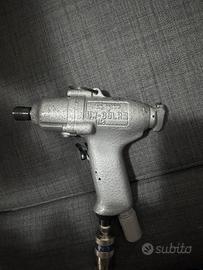 Avvitatore profess.  industriale  URYU UW-6SLRDK