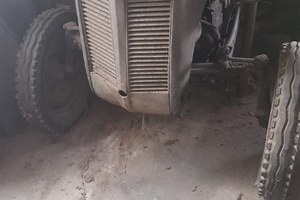 Trattore Ferguson anni 50