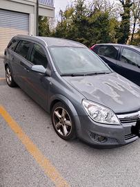 Opel Astra station wagon 