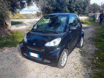 Smart 1000 mhd - 2011