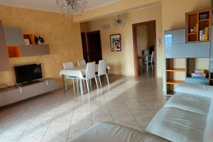 Appartamento in piccolo condominio recente costruz