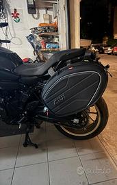 Borse laterali GIVI EA100C 35+35 + antipioggia