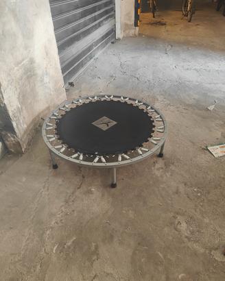 Trampolino Domyos
