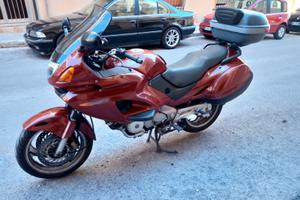 Moto Honda deauville 650  Km 55327