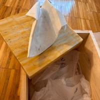 Scultura barca stilizzata