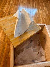 Scultura barca stilizzata