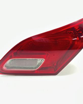 STOP POSTERIORE DESTRO INTEGRATO NEL PORTELLO OPEL