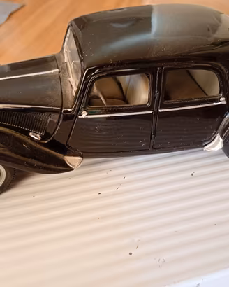 modellini scala 1/18