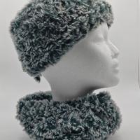 Colbacco  e scaldacollo fatto a mano uncinetto