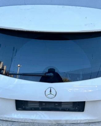 portellone posteriore mercedes classe A180 2021
