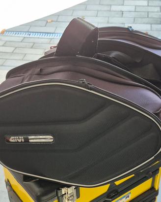 Borse laterali moto GIVI morbide estendibili