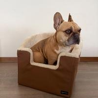 Seggiolino auto per cani Amazon Basics