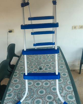 Scala Bestway 90 cm
